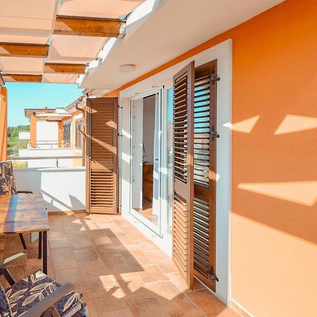 Apartment Dertil Premantura Εξωτερικό φωτογραφία